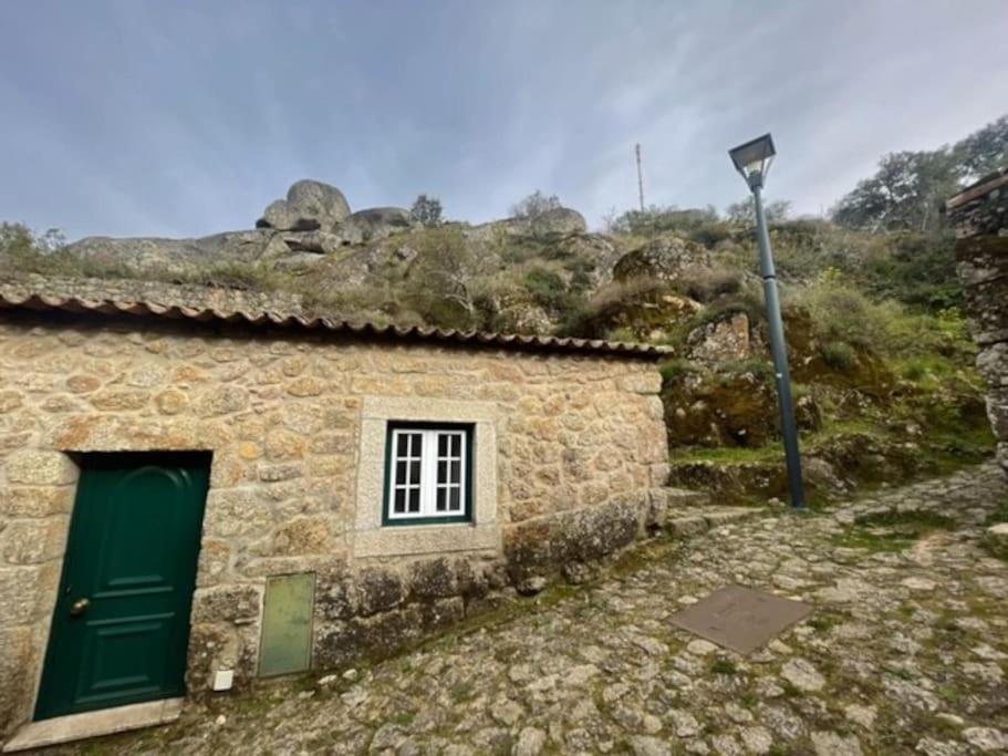 Stairway To Castle- Monsanto Vila Exterior foto