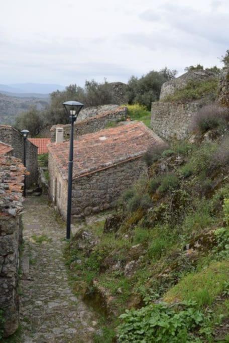 Stairway To Castle- Monsanto Vila Exterior foto