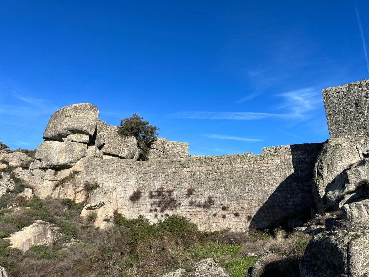 Stairway To Castle- Monsanto Vila Exterior foto